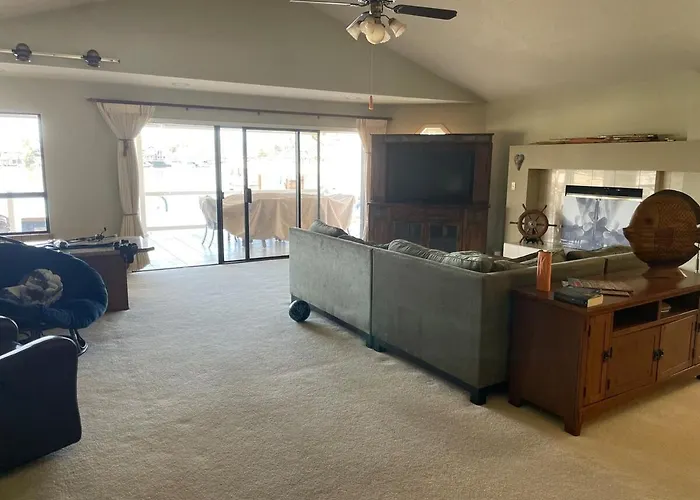 Discovery Bay Home On Fast Water - 2,400Sq Ft